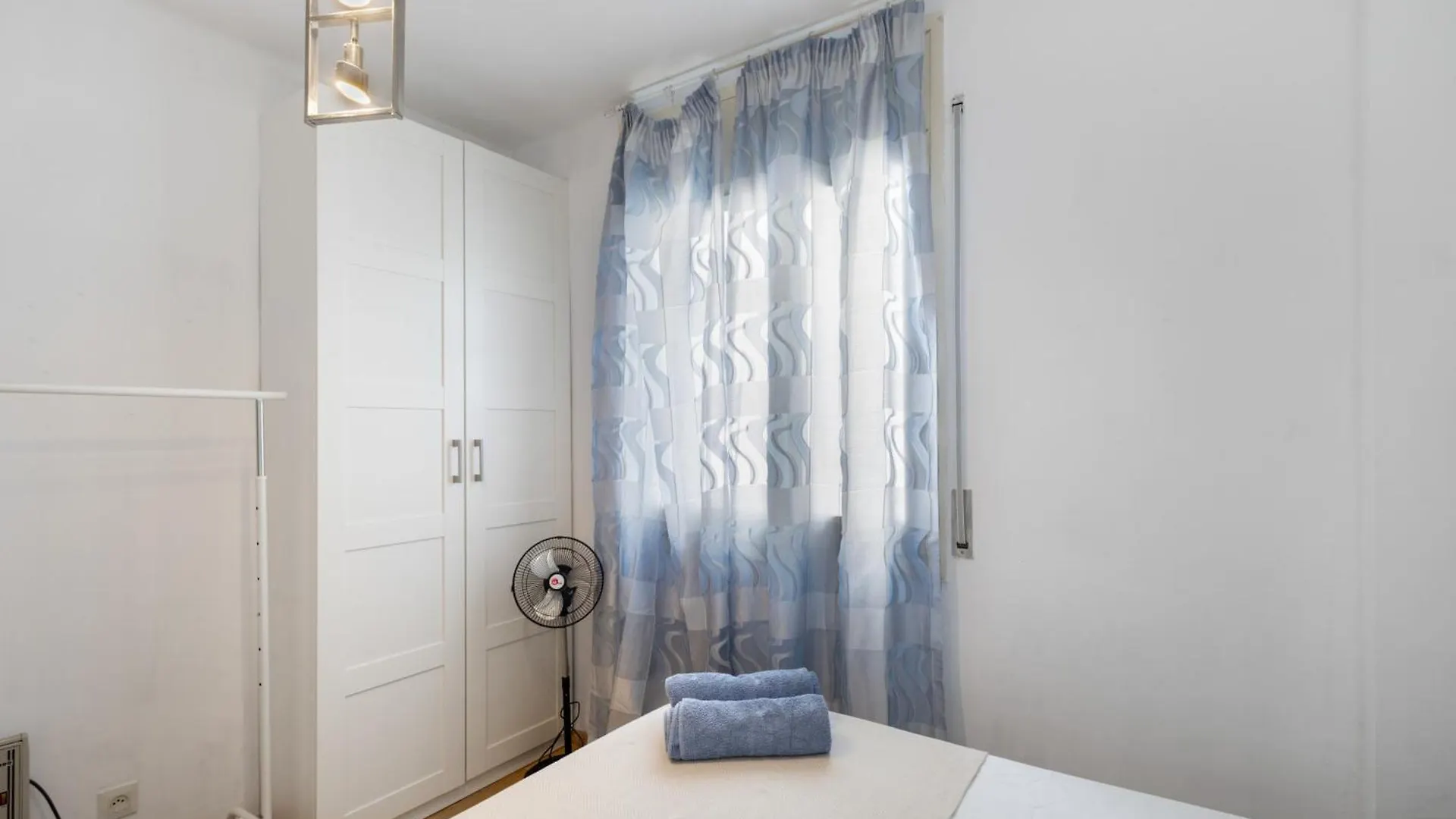Oasis Apartment Sitges 0*,  Spain
